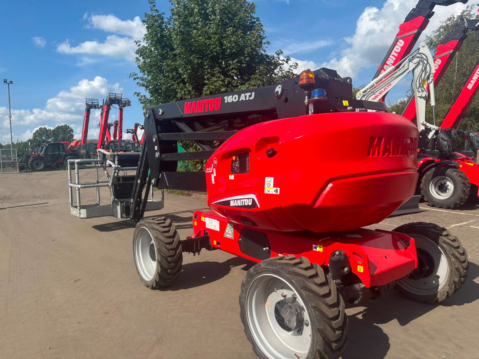 Manitou spjót